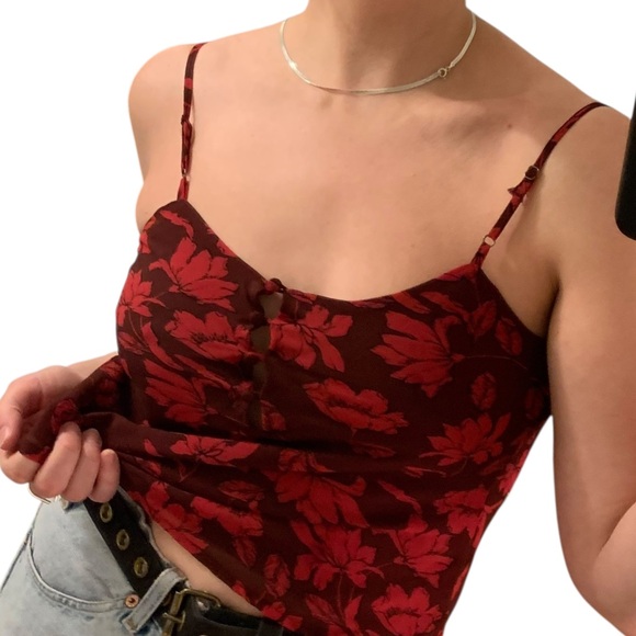 ASTR THE LABEL Reversible Burgundy Red Floral Spaghetti Strap Camisole Tank Top - Picture 3 of 16